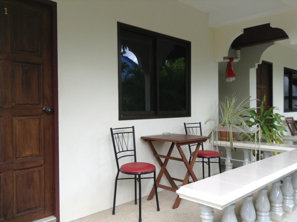 Wattana Bungalow Nai Yang Beach Oda fotoğraf